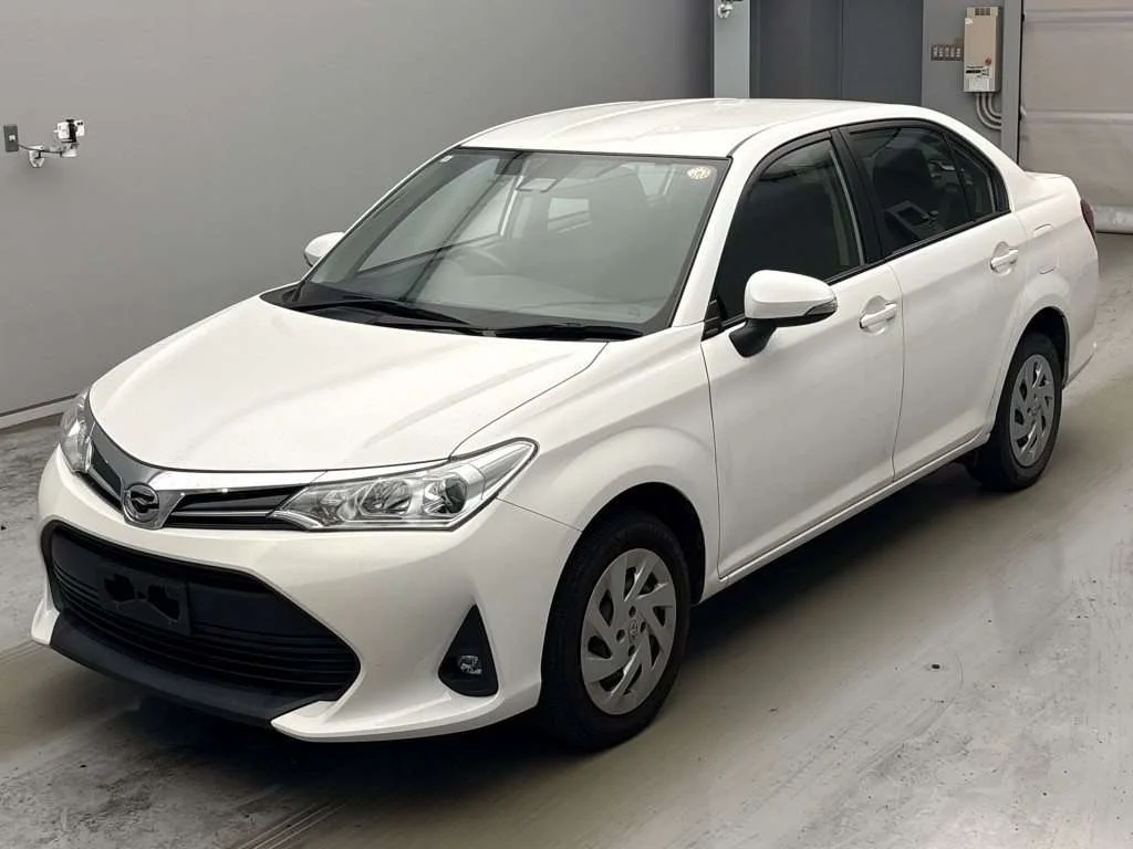 Toyota Corolla Axio NZE164 2019
